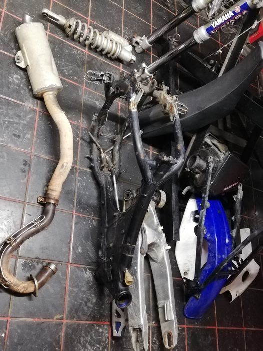 Yamaha yz 426 f  wr 400 yz 450 f на части