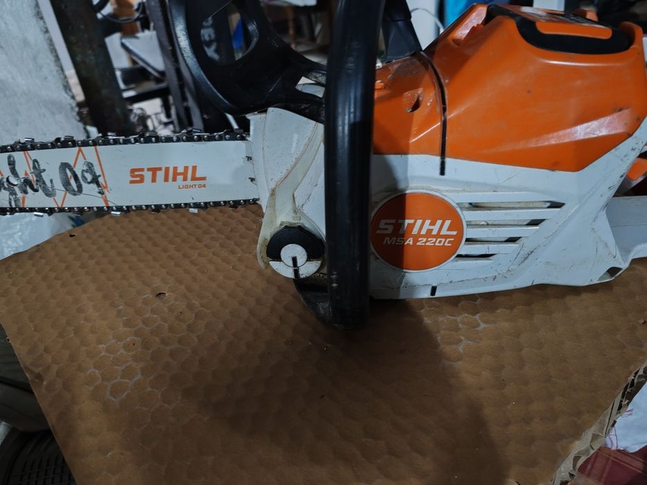 Drujba Stihl la baterie MSA 220 C