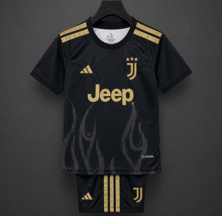 Echipament fotbal copii (tricou + pantaloni) Juventus 26/27