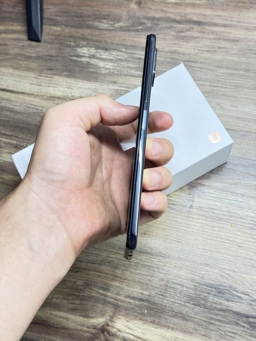 Xiaomi 11 lite 5G IDEAL SROCHNO!