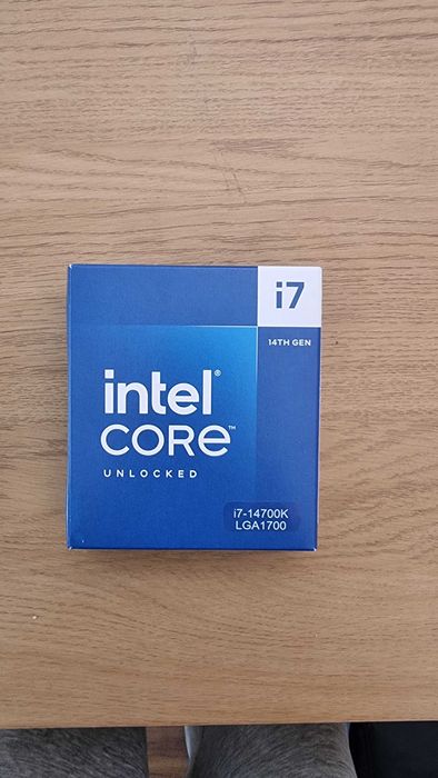 Kit Placa baza alba + Procesor Intel i7 14700k