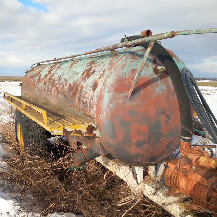 Vând vidanjă 8000 litri