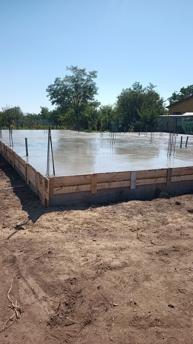 Construcții case și renovări