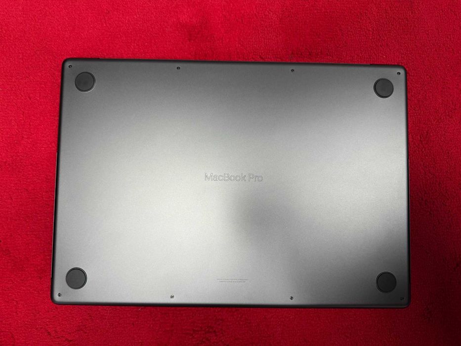 MACBOOK PRO 16 M4 PRO 14CPU 20GPU 24/512
