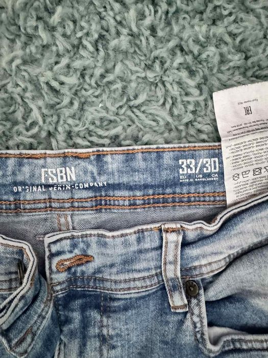 Нови Мъжки Дънки Denim