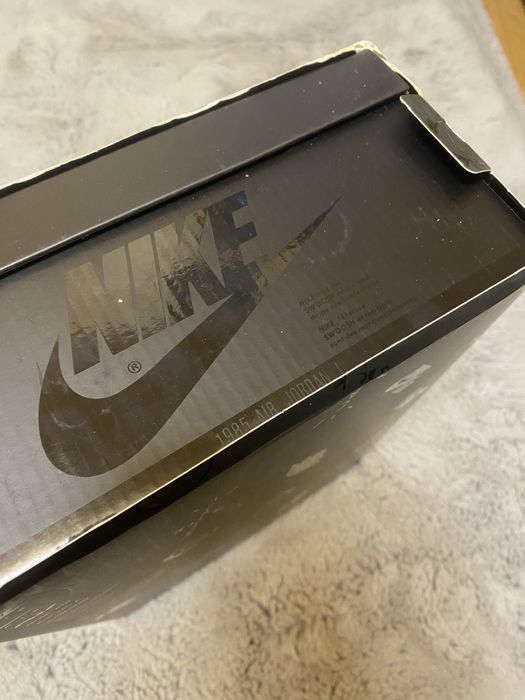 Jordan 1 x Travis Scott Phantom