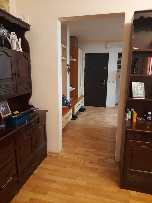 Vând apartament 100 mp 4 camere p/4