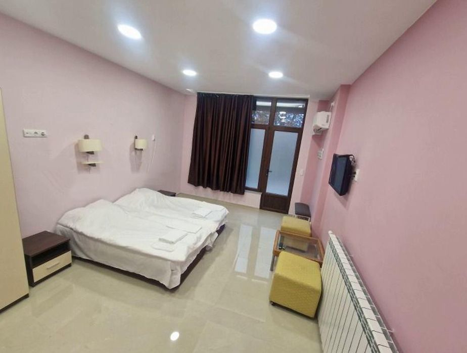 Дава се под наем Едностаен апартамент в София, Зона Б-19 - 35 кв.м за 397.8 € - Снимка #1