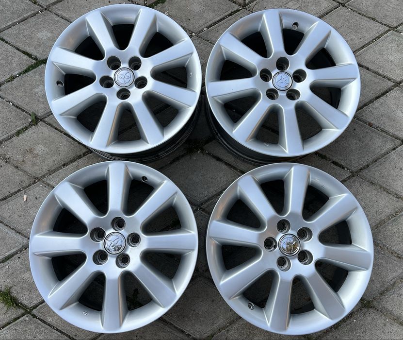 Jante 5x100 R16 Toyota yaris Prius Corolla  Avensis prius