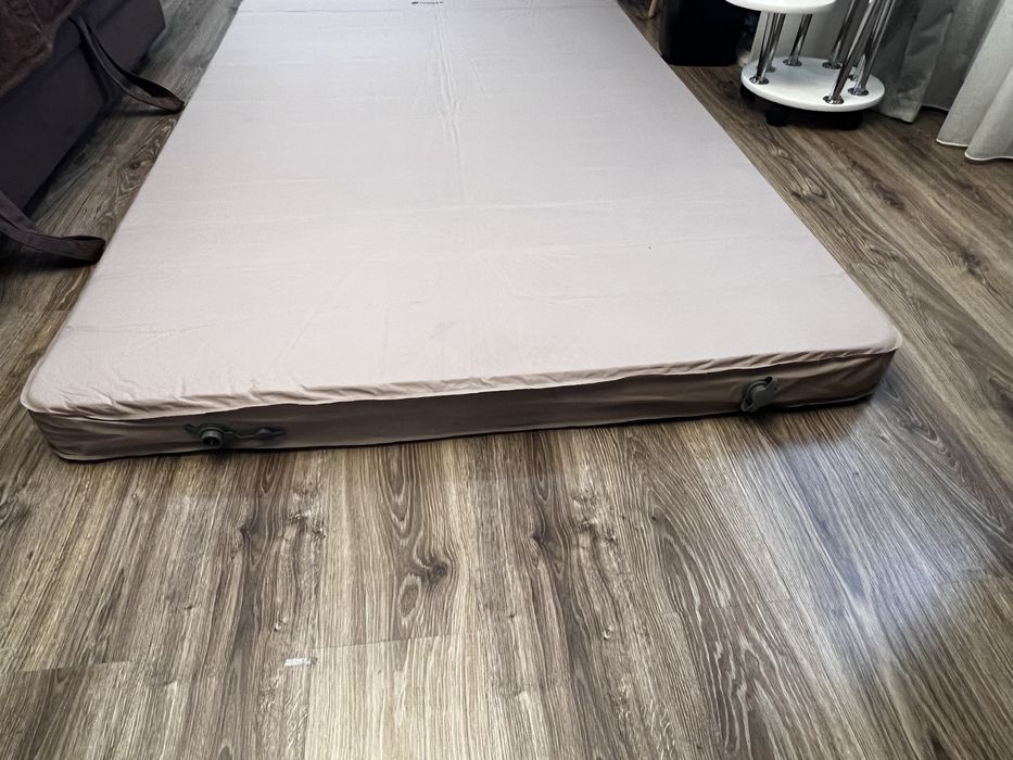 Продам самонадувной каримат Outdoor 1