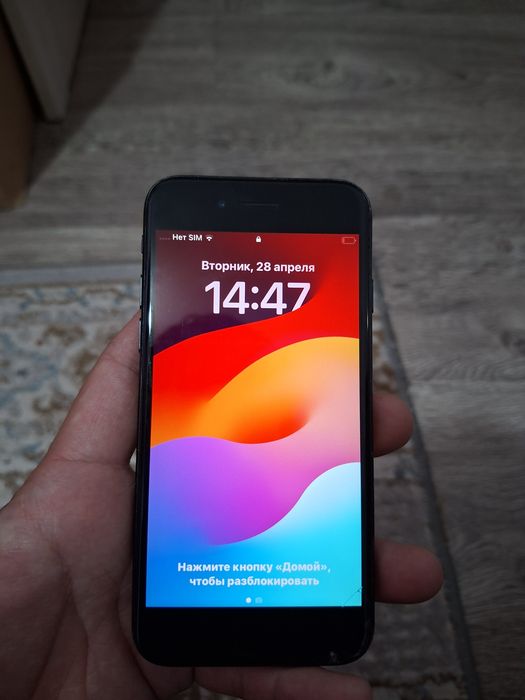 Продам iPhone se