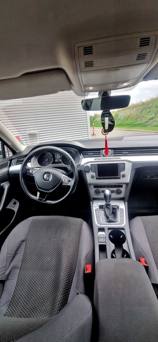 Fără schimburi ,prețul este fix.