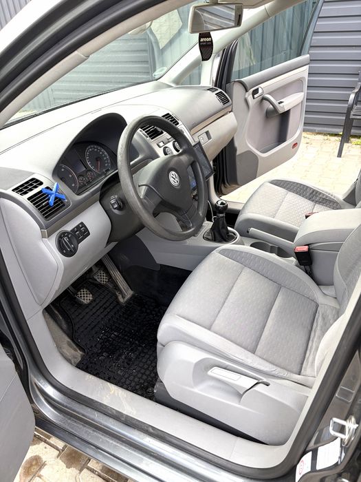 Volkswagen Touran 2.0 TDI