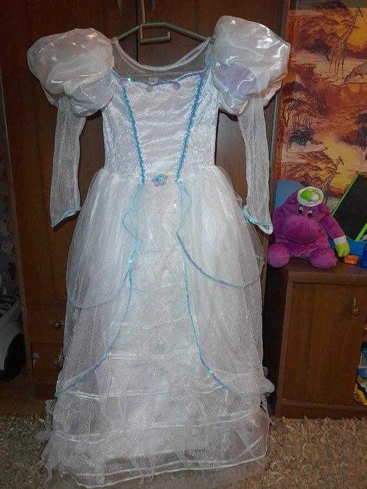 Нарядное платье принцессы Disney