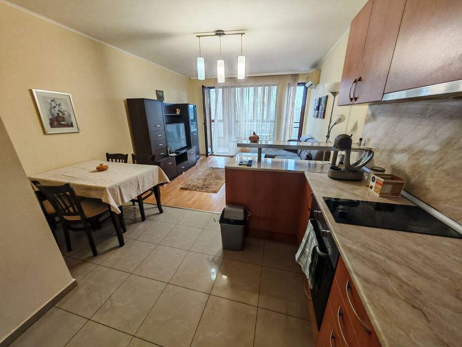 Продава се Двустаен апартамент в Бургас, Лазур - 77 кв.м за 1689 €/кв.м - Снимка #11