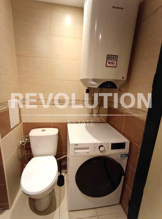 Дава се под наем Едностаен апартамент в Варна, Център - 35 кв.м за 425 € - Снимка #6