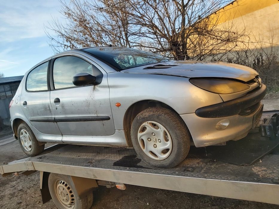 Пежо 206 1.4 I  2000 g.