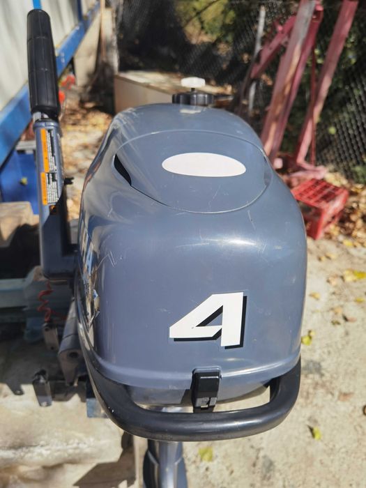 Извънбордови двигател марка-Yamaha F4