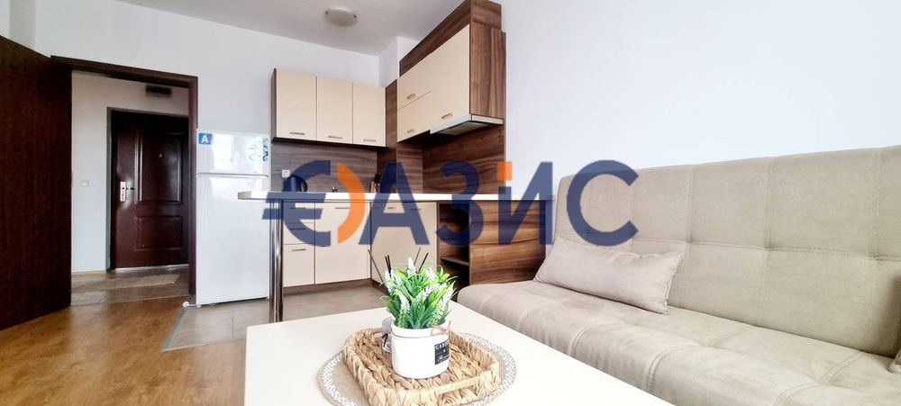 Продава се Тристаен апартамент в с. Равда, Област Бургас - 85 кв.м за 1118 €/кв.м - Снимка #2