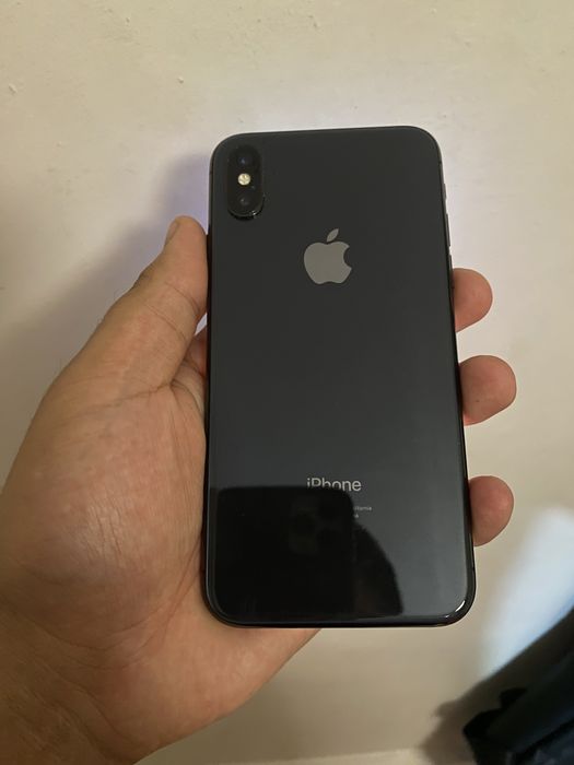 Продам iPhone X Fece iD работает акб 100%