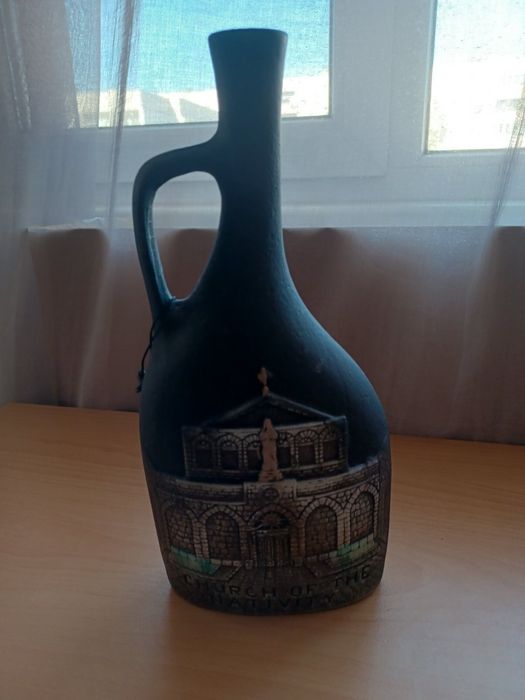 Коледна декорирана бутилка с течност