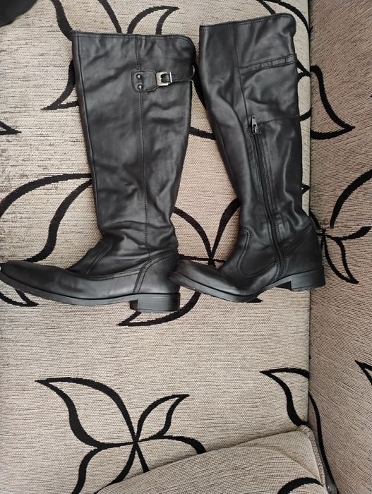 Дамски ботуши от кожа. Размер 38.