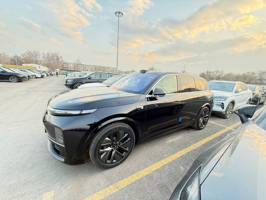 Lixiang L7 на счет справке в наличии!