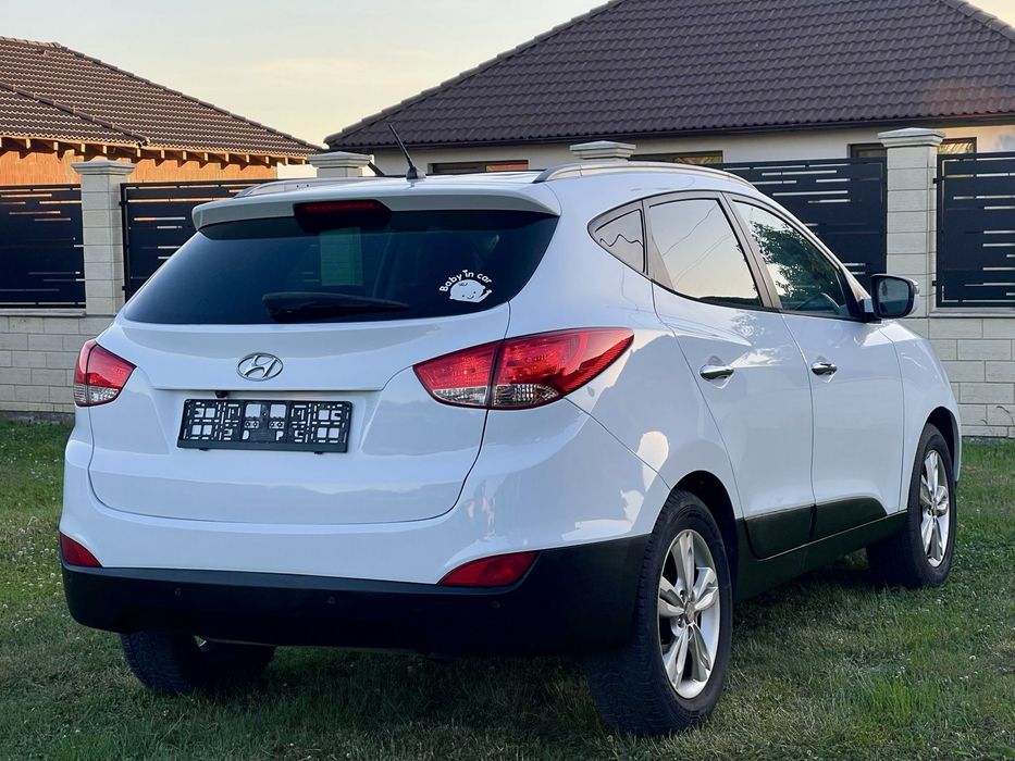 HYUNDAI ix35 2010 — imagine 4