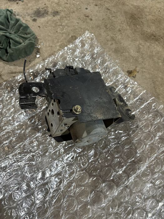 Renault Clio 1.5 dci 2002 година АБС помпа ABS