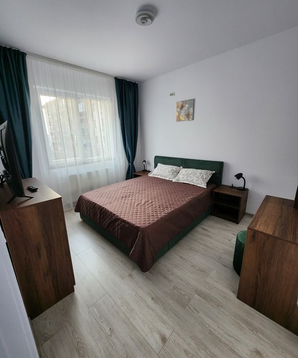 Închiriez apartament 2 camere decomandat, în Dobroesti