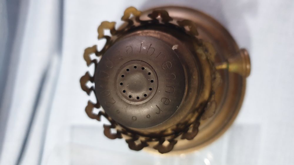 Австрийска газена лампа и  Газена лампа за полилей.