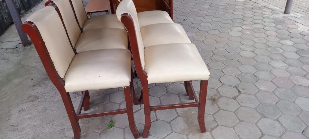 Продам барные стулья