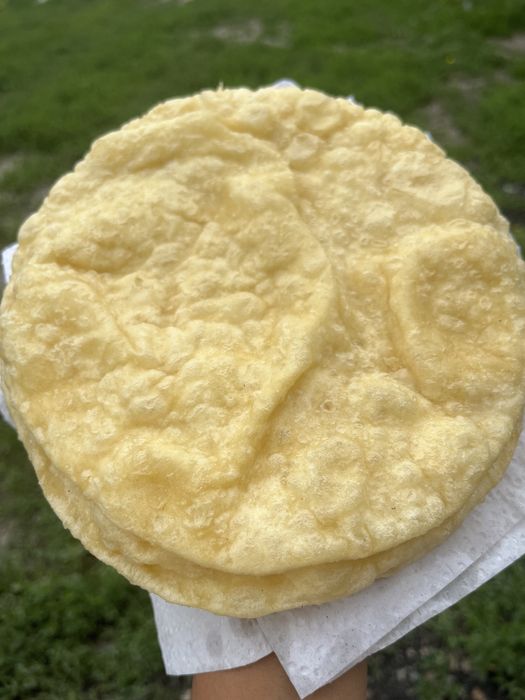 Бауырсак шелпек булочка