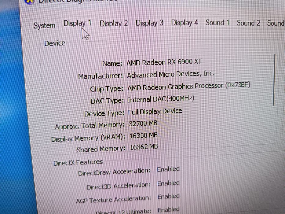 Vand PC gaming cu Windows 11