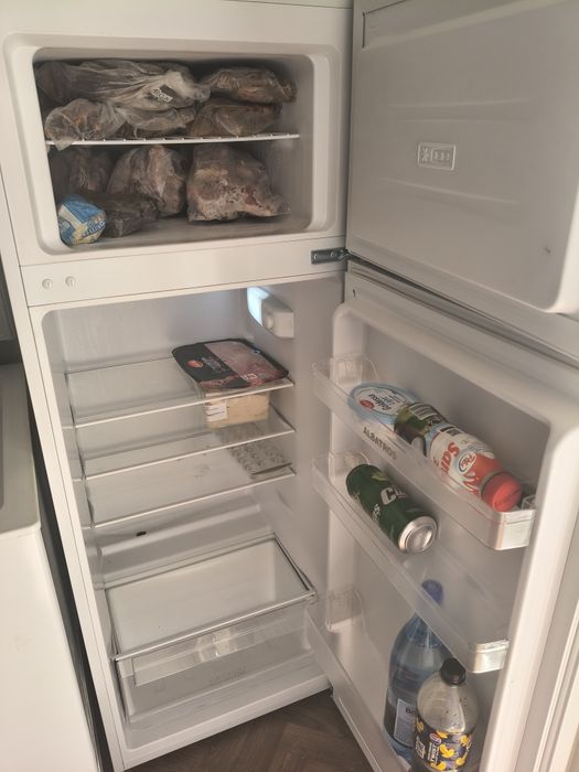 De vânzare ladă frigorifică și frigider