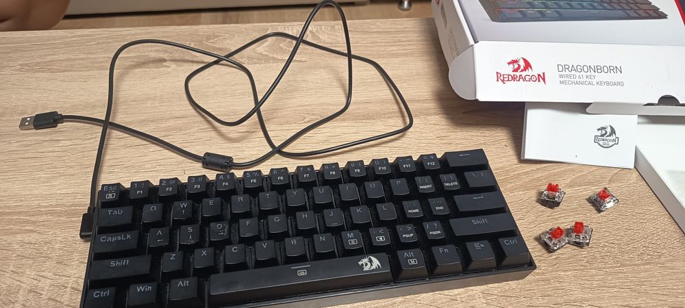 Vand tastatura red dragon