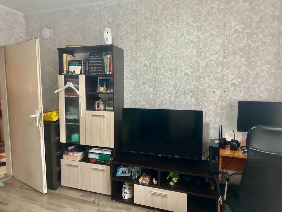 Продава се Тристаен апартамент в Русе, Дружба 1 - 77 кв.м за 1039 €/кв.м - Снимка #2