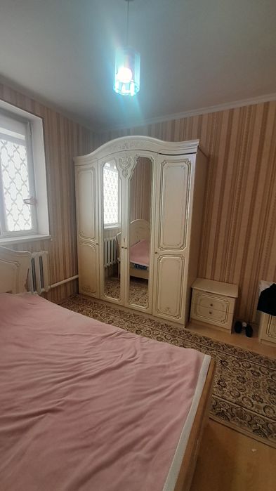 Продам спальный гарнитур