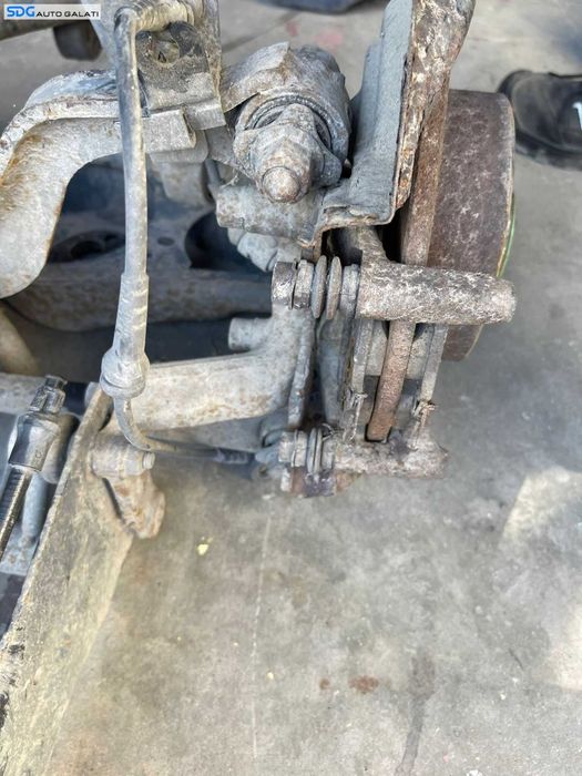 Fuzeta cu Rulment si Senzor Stanga Spate Volkswagen Golf Plus 2004 - 2013 [2740]