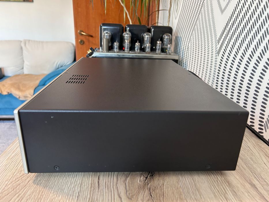 Sunvalley SV-192S - DAC pe lampi ultra-rar / Made in Japan
