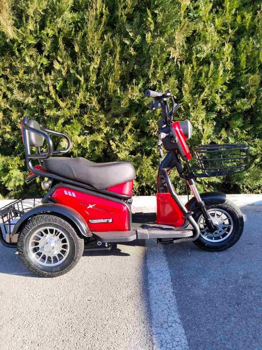 Двуместна електрическа триколка MaxMotors Pudding 1800W-48V-ЧЕРВЕНА