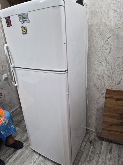 Холодильник рабочий