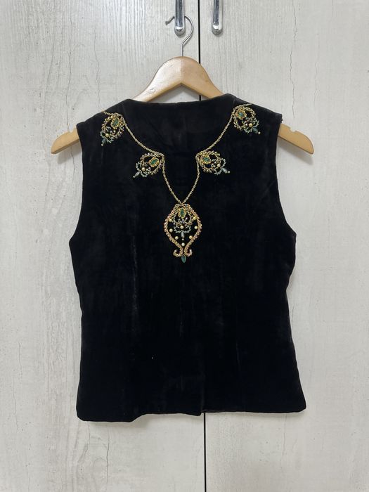 Женская одежда,кажекей