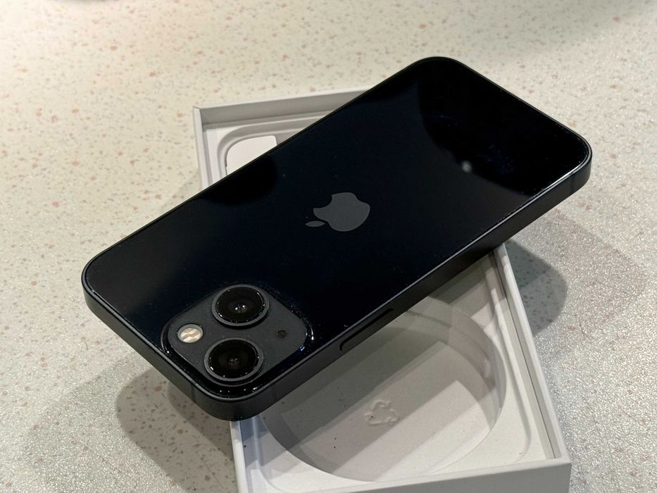 iPhone 13 Mini 128GB Midnight Black – Отличен, 100% Батерия!