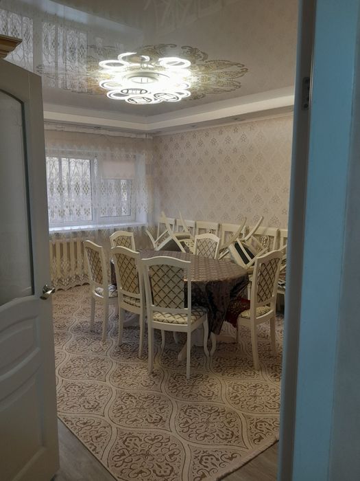 Продам 4 комнатную квартиру