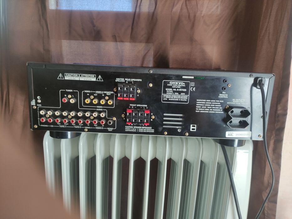 ONKYO A-SV420 Усилвател