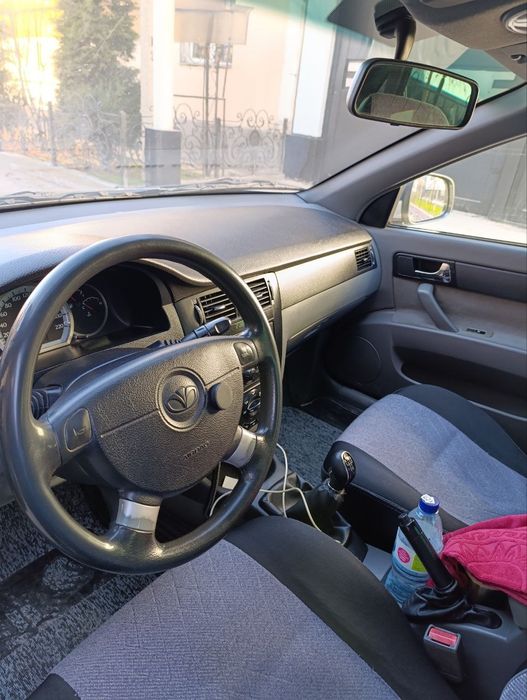 Jentra 2015 sotiladi srochno 250000 ming yurgan 1 pozitsiya yevro