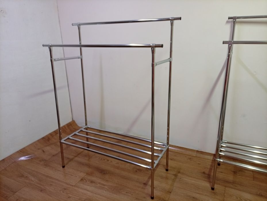 Вешалка для торговли