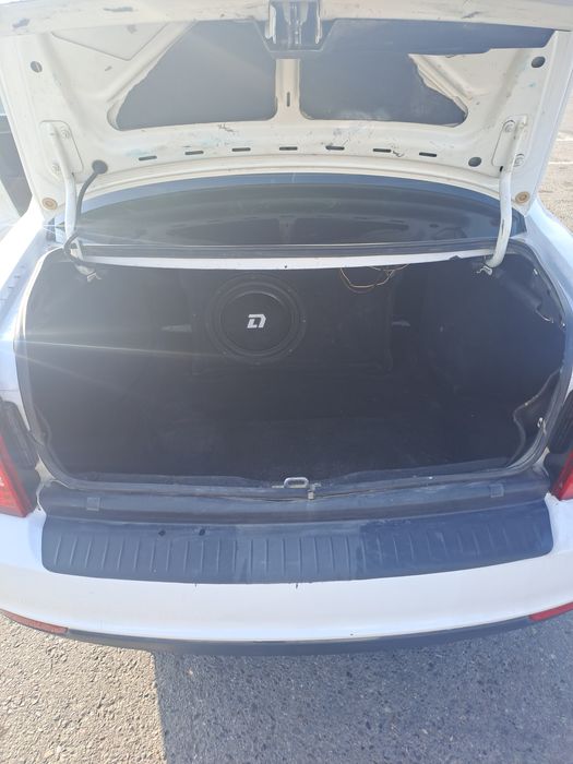 Приора сатылады буу