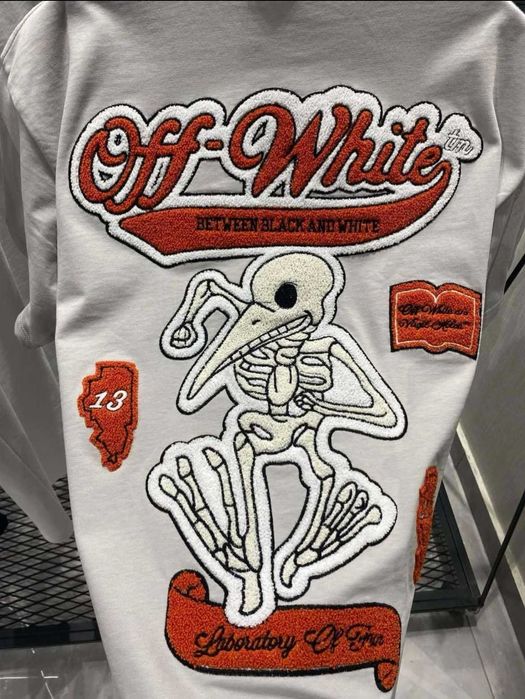 Off White Тениска